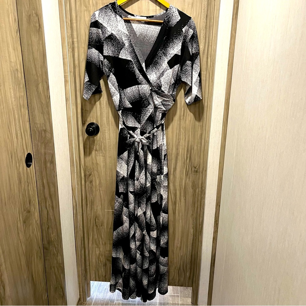 Olivia Matthews Black & White Maxi Dress